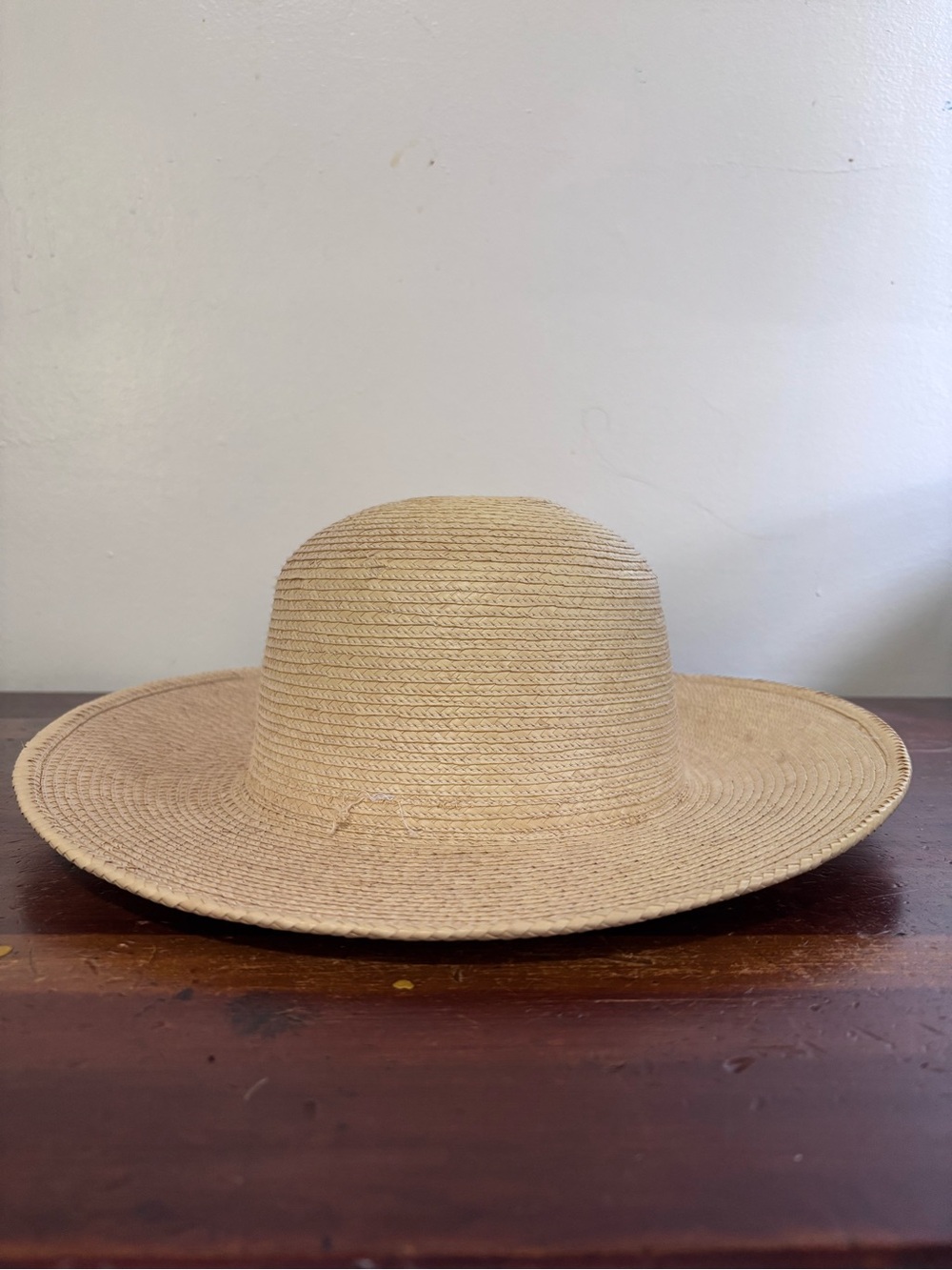 100% Handwoven Palm Women’s Sun Hat Beach Vintage Tropical Vacation Resortwear